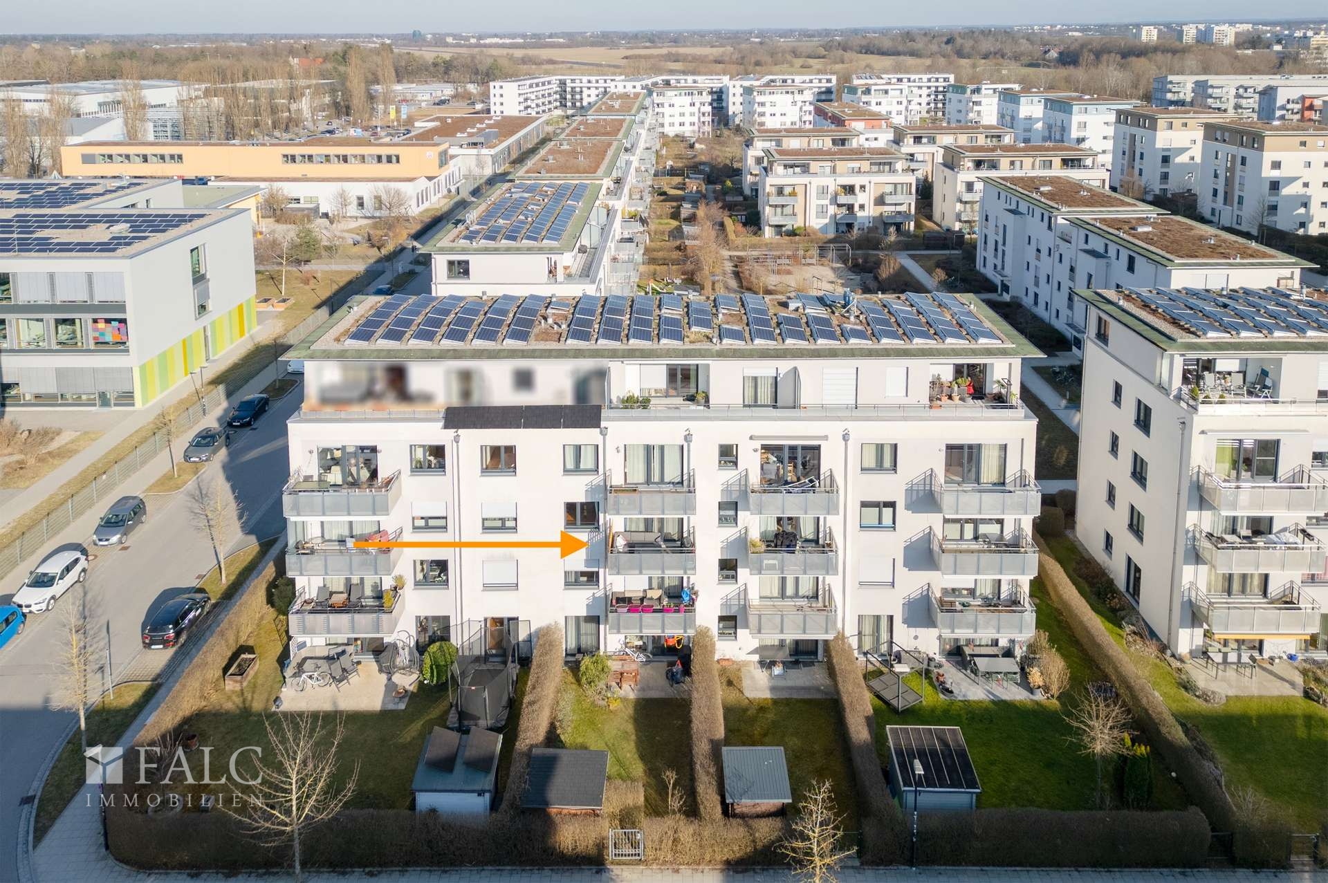 Drohne Gebäude gerade
